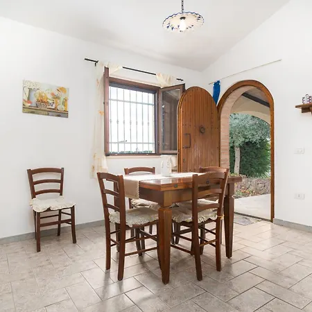Nyaraló Casa Su Barone *